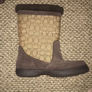 Coach Cozy Boots size 8